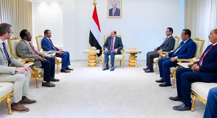 الزنداني يبحث شراكة حكومية مع برنامج الأغذية العال...