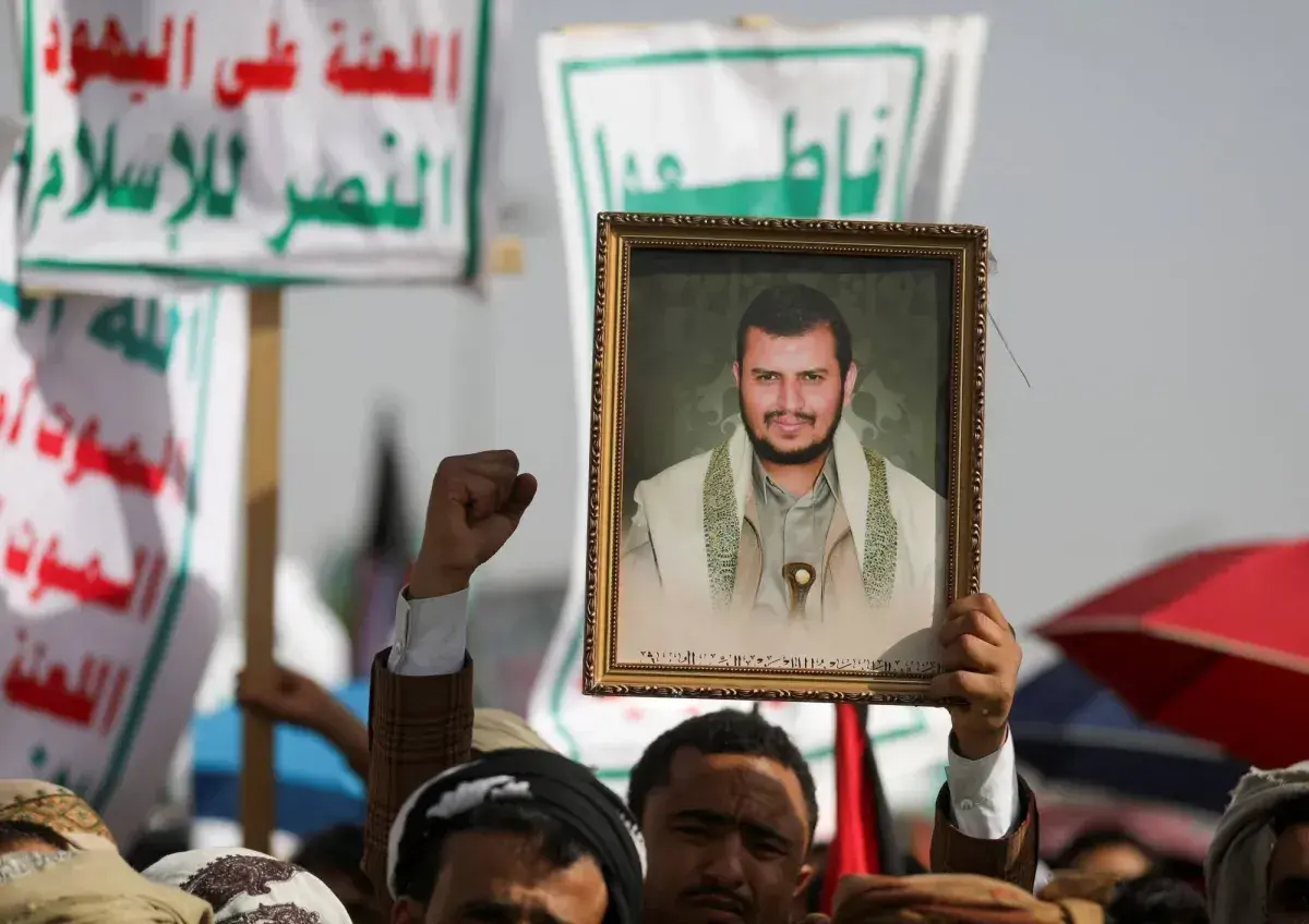 التكتل الوطني اليمني يطالب الحكومة بالحزم مع تصعيد...