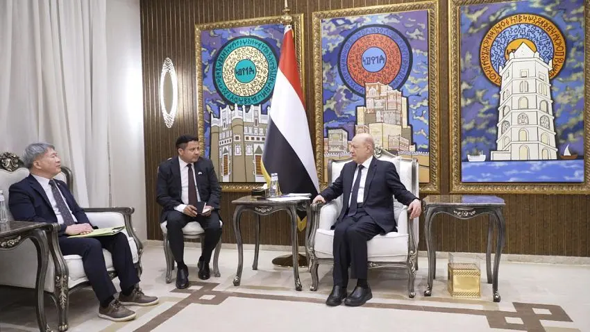 عاجل: العليمي يلتقي برئاسة لجنة العقوبات الأممية ف...