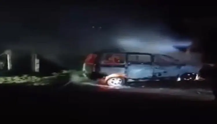 مجهولون يحرقون باص مواطن في إب وسلسلة استهداف السي...