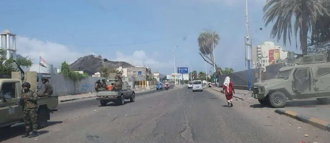 السلطات الأمنية في عدن تكشف تفاصيل توقيف شقيق قياد...