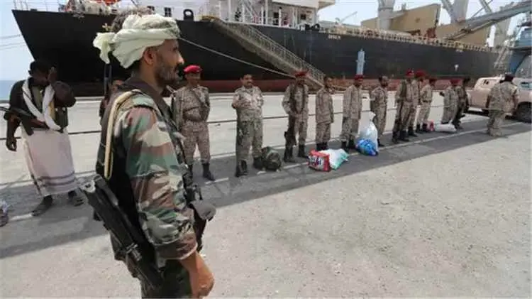 إيرادات الحوثيين الضخمة دون موازنات أو شفافية مالي...