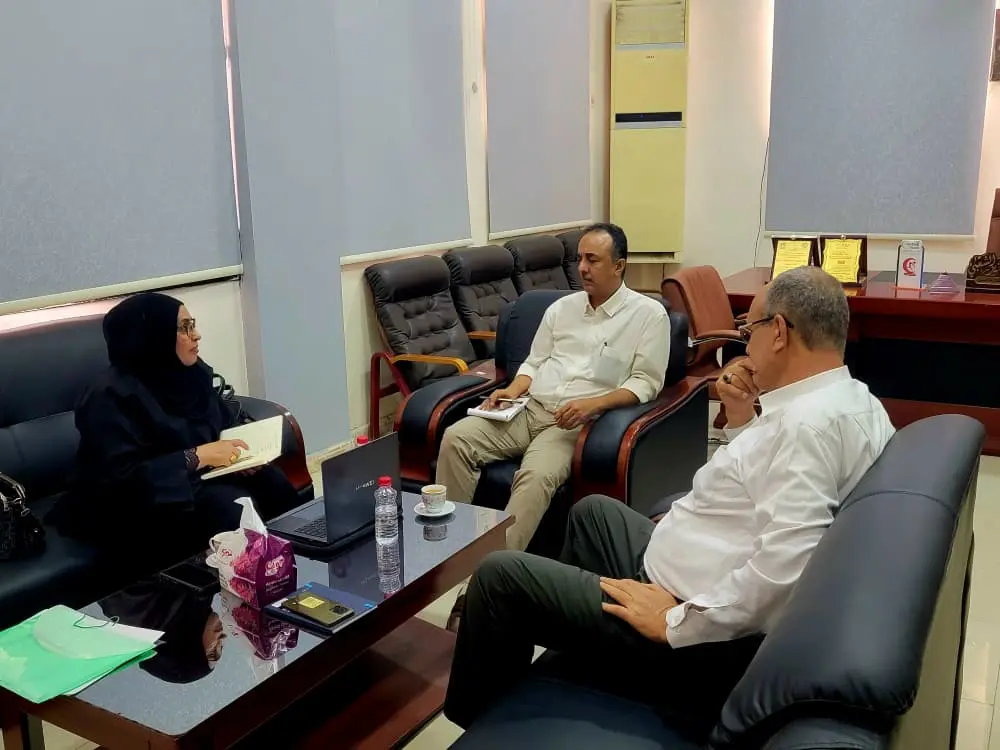 القائم بأعمال السفارة اليمنيية في بودابست يبحث مع...