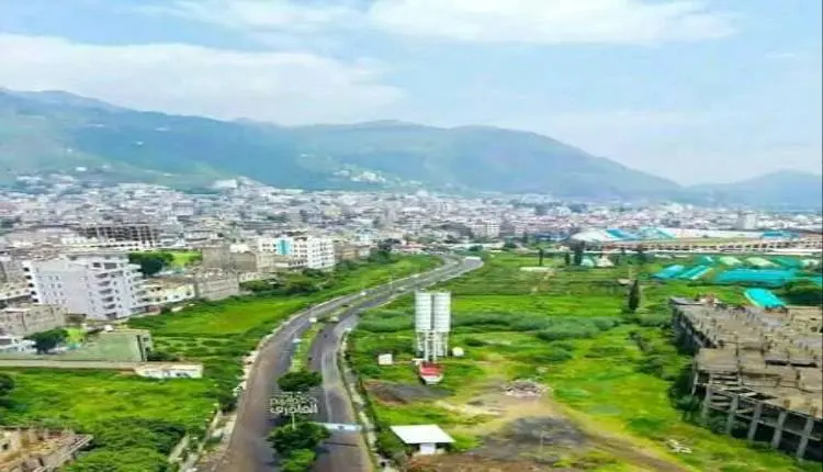 الحوثي يمنع بناء مسجد في إب.. تبرعات الأهالي تتحول...