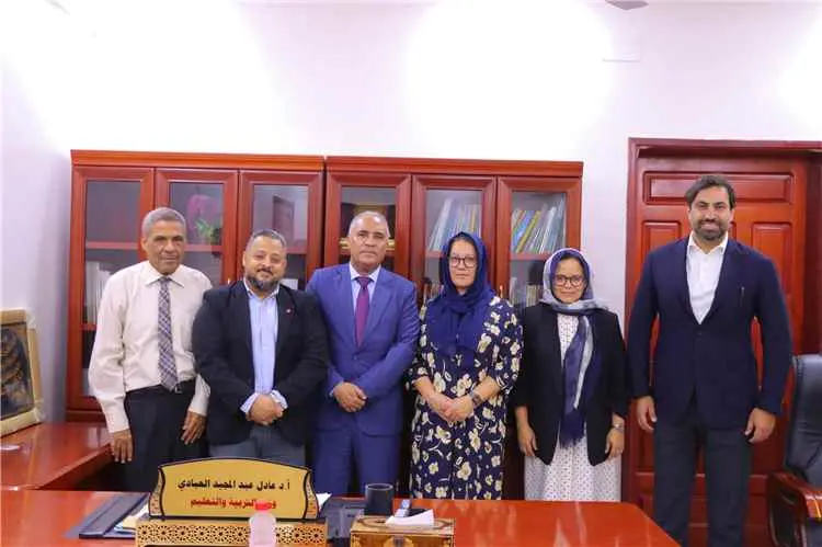 وزير التربية والتعليم يستقبل قيادات منظمة رعاية ال...