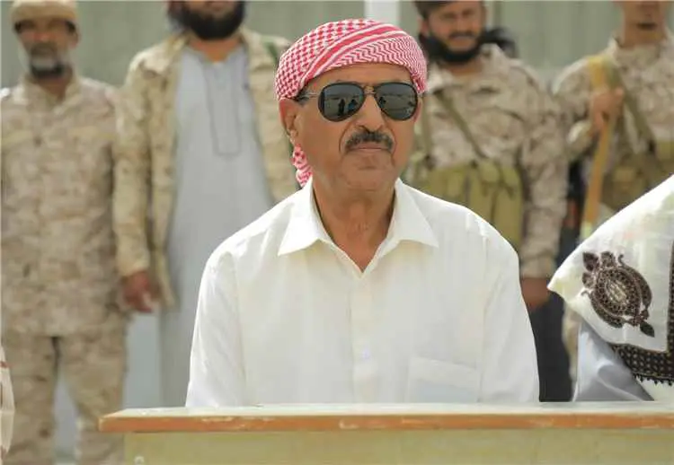 وكيل حضرموت يتفقد اللواء الرابع بقوات درع الوطن في...