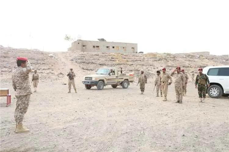 قائد المنطقة العسكرية الثانية يدشّن المرحلة الثاني...