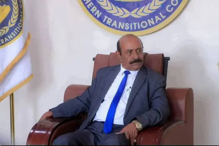 انتقالي شبوة يدعو القبائل إلى التأهب والجاهزية الق...