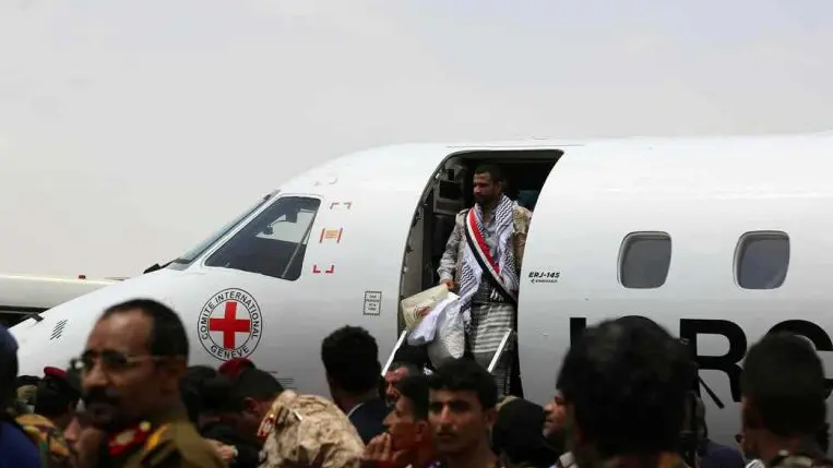 هيج: الحوثيون يعرقلون صفقة تبادل الأسرى ويستغلون ا...