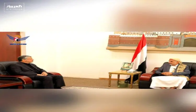 ظهور مفاجئ  لمندوب إيران لدى الحوثيين بعد وصول طائرة "ماهان إير"