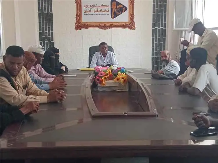 مدير عام مكتب الثقافة بأبين بامطيرة يناقش ترتيبات...