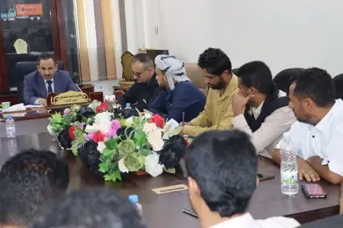 رئيس هيئة تنظيم النقل يعقد اجتماعاً بممثلي شركات النقل الدولية