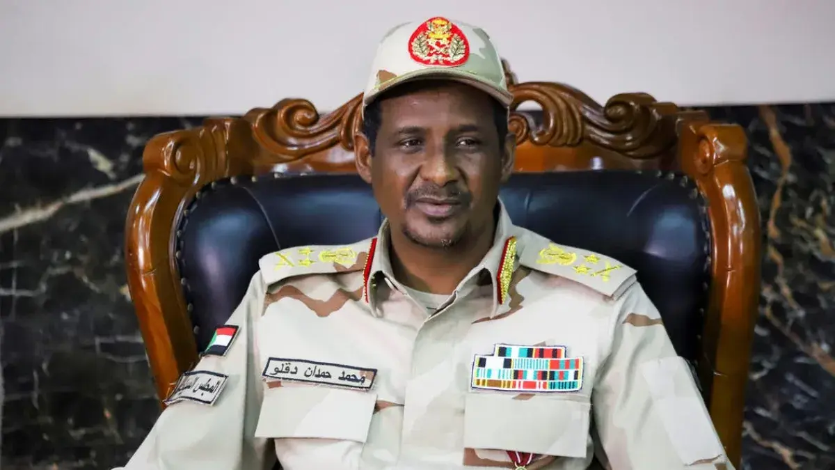 السودان.. حكم غيابي بإعدام حميدتي في قضية الجنينة