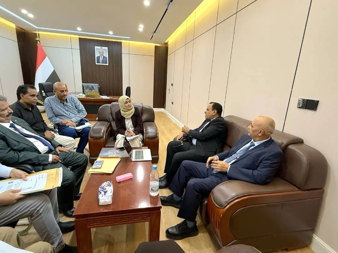 اجتماع مشترك بعدن يناقش عدداً من القضايا القانونية...