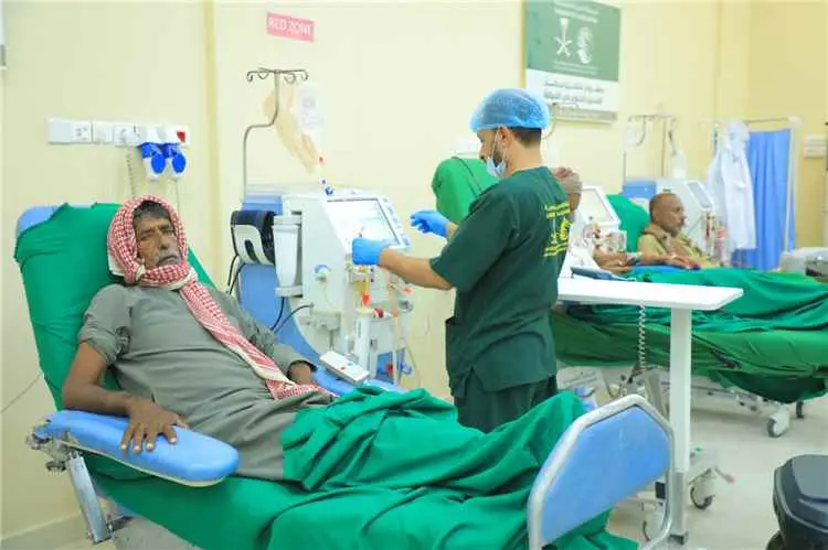 بدعم سعودي.. مركز الغسيل الكلوي بالغيضة يقدم أكثر...