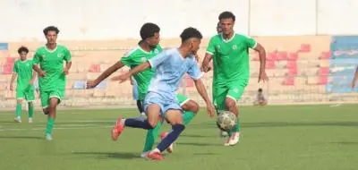 شعب إب يعبر الميناء إلى دور الـ16