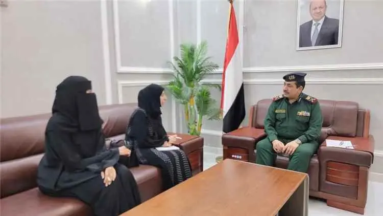 وزيرا الداخلية والتخطيط والتعاون الدولي يناقشان أو...