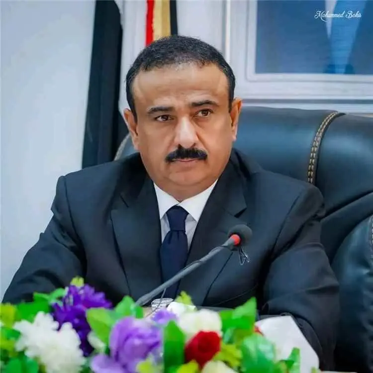 محافظ شبوة يوجه بتشكيل لجنة ميدانية للتحقيق في أزم...