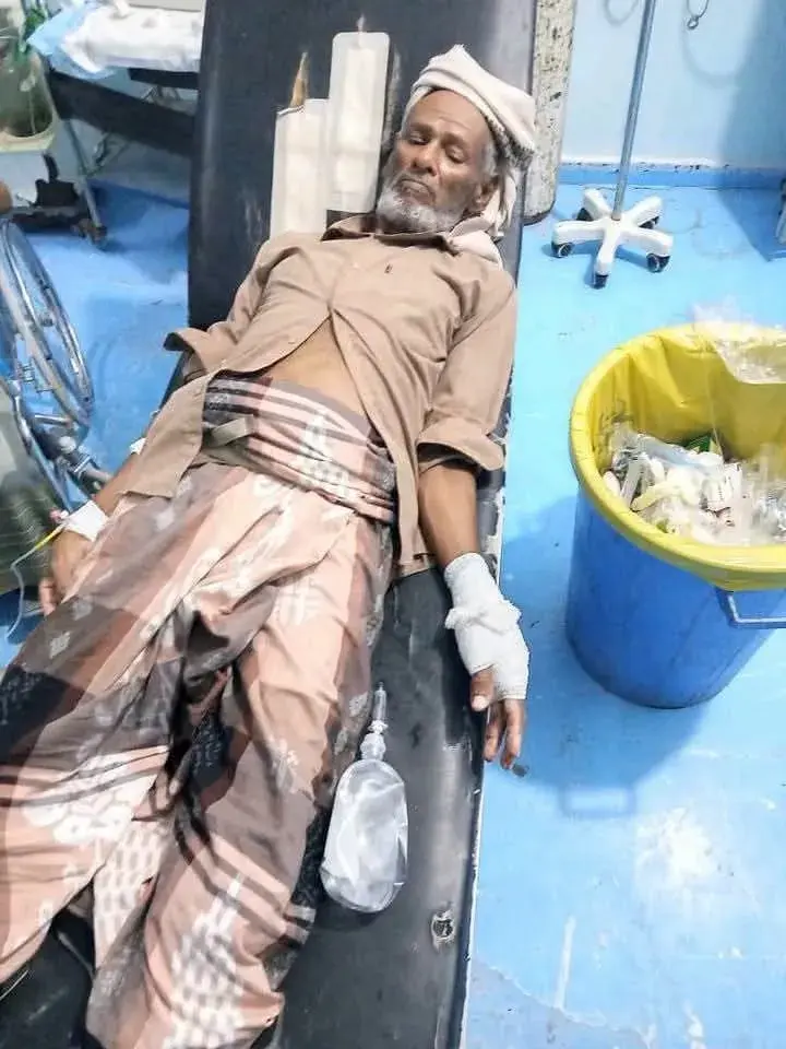 الحديدة.. مسيّرة حوثية تُصيب مواطناً إثر استهداف م...