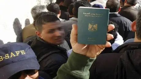 قرار مصري جديد حول المفصولين تعسفيا في الخارج