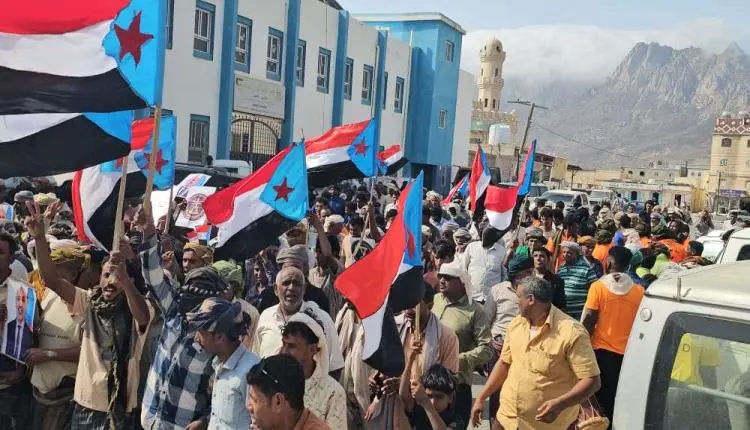 احتشاد جماهيري في حديبو يرفض مشاريع الوصاية والاحت...