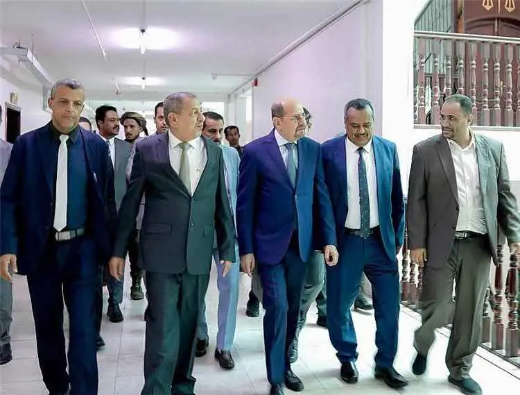 رئيس مجلس القضاء الأعلى يستقبل رئيس مجلس الوزراء ف...