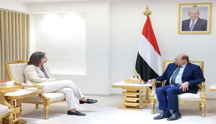 الزنداني ينسق والبنك الدولي يجدد التزامه للحكومة...