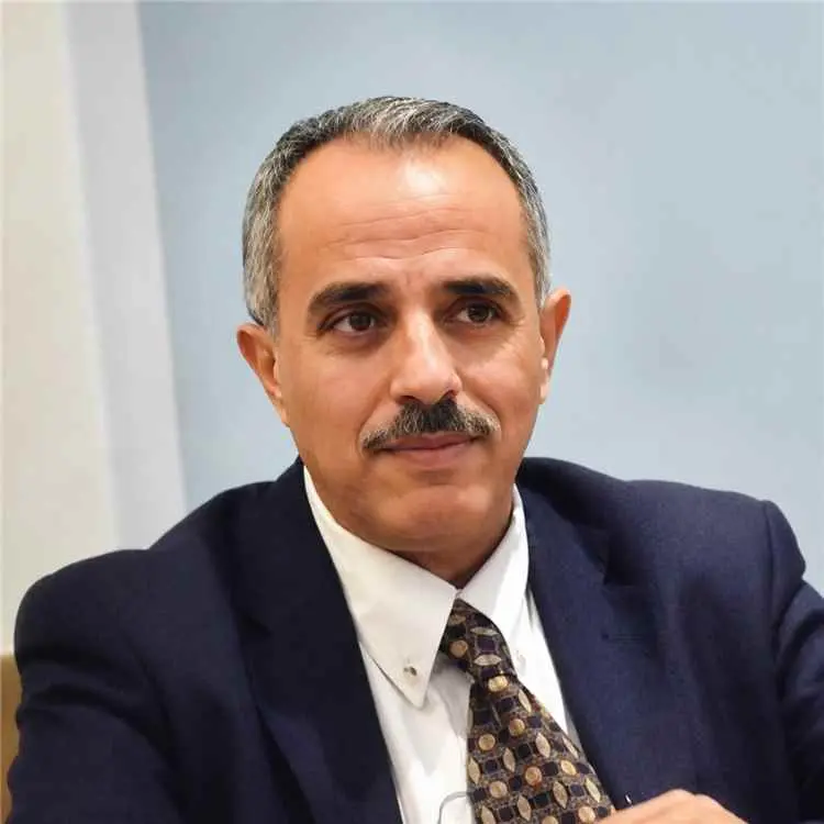 كاتب صحفي يدعو لكشف بيانات إنتاج النفط والغاز في ا...