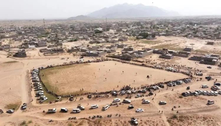 قبائل حيس وجبل راس ومقبنة تعلن النفير العام وتحذر من مؤامرة إيرانية حوثية في البحر الأحمر