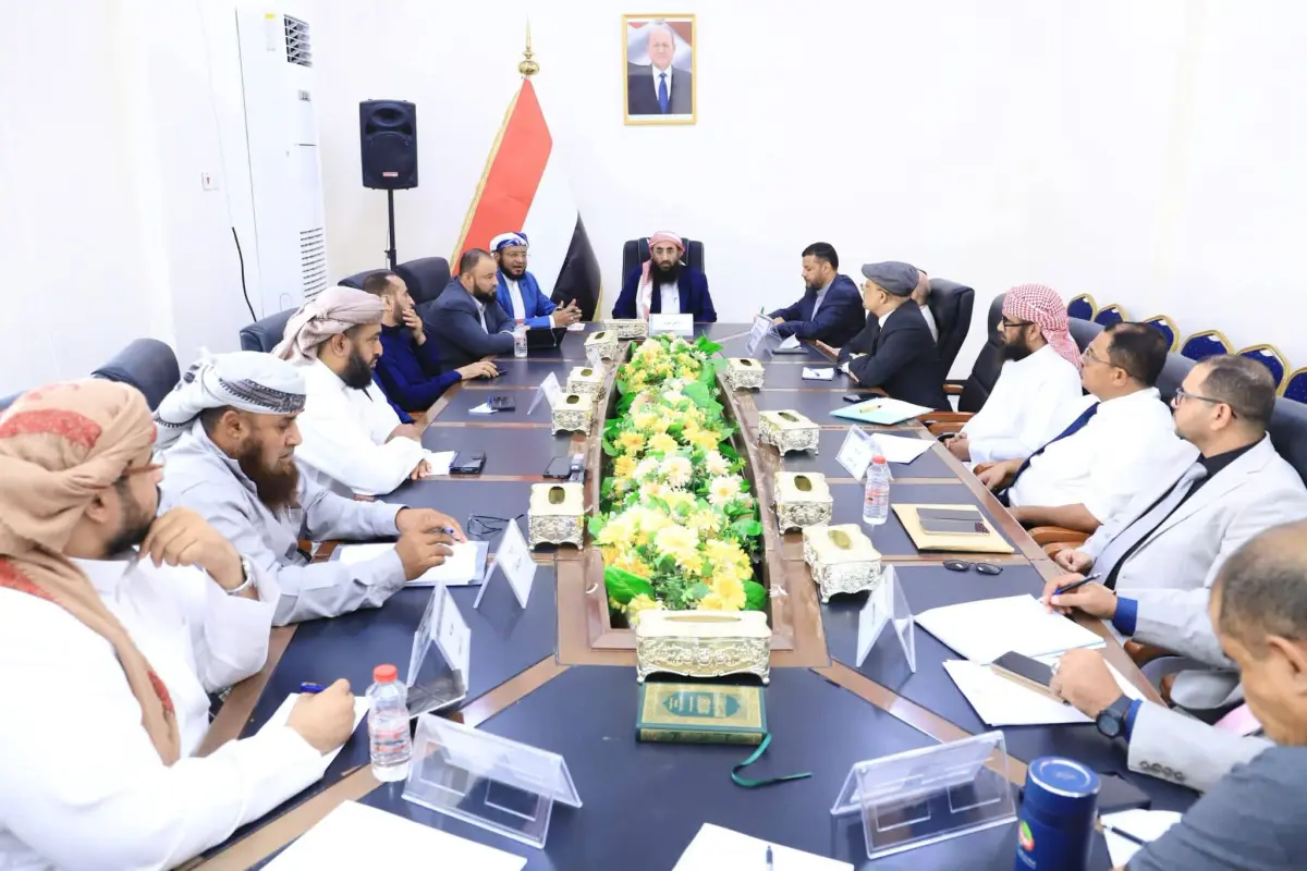 وزير الأوقاف والإرشاد يترأس اجتماع مجلس الوزارة وي...
