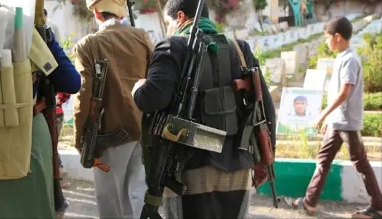 عائد من جبهة الحوثي يفجر منزل والد زوجته بقنبلة في...