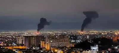انفجارات عنيفة