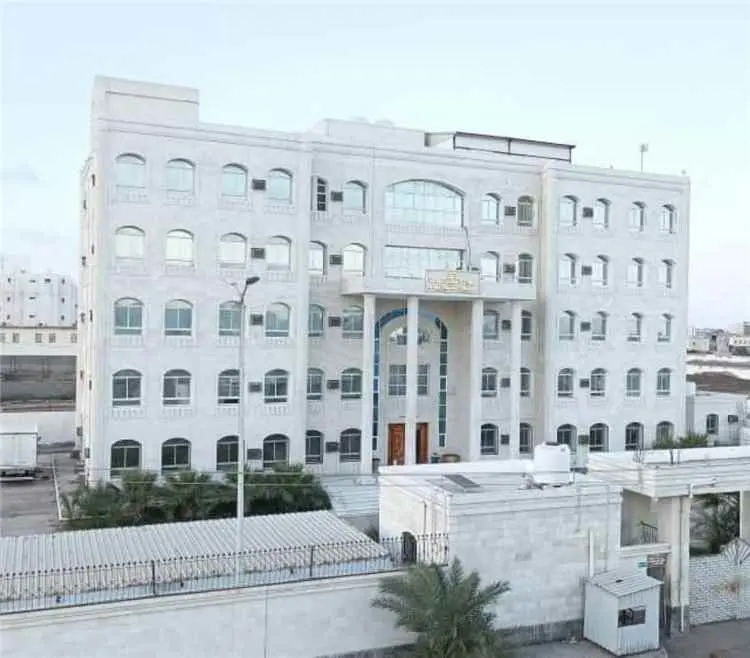 النائب العام يوجه بفتح تحقيق في الادعاءات الواردة...