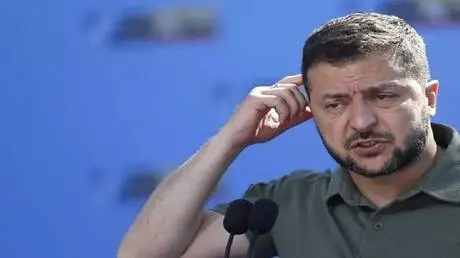 صحيفة أمريكية تكشف ما حدث لزيلينسكي بعد الضربة الع...