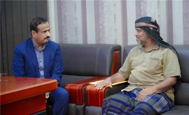 المحافظ بن الوزير يؤكد مواصلة دعم الأولويات الخدمي...