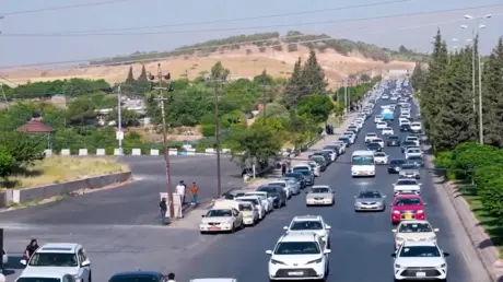 طوابير طويلة أمام محطات الوقود في كردستان العراق ع...