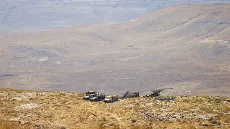 الجيش الإسرائيلي يعلن اعتقال مدنيين عبرا الحدود إل...