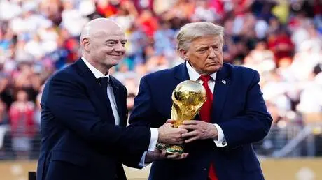 أبو ريدة يكشف اعتراف رئيس (فيفا) بعد هدف مصر الملغ...