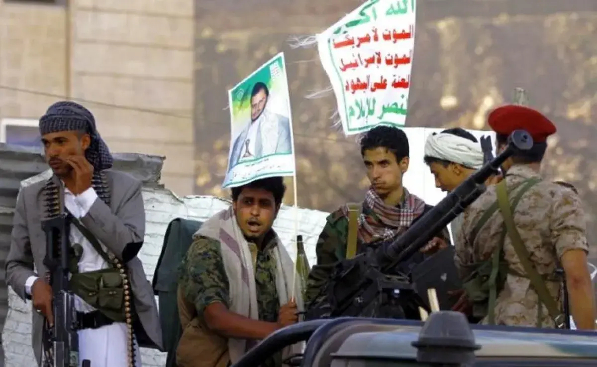 الحوثيون يواصلون قمع الكفاءات.. طبيب بلا تهمة منذ...