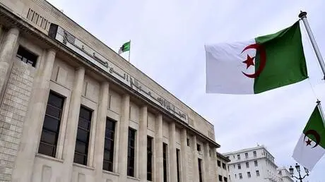 أول امرأة تترأس البرلمان الجزائري منذ تأسيسه عام 1...