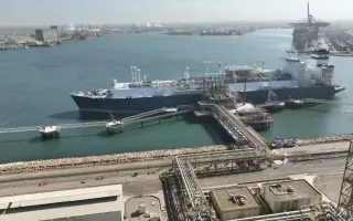 وزارة البترول المصرية: السيطرة على حريق اندلع في س...