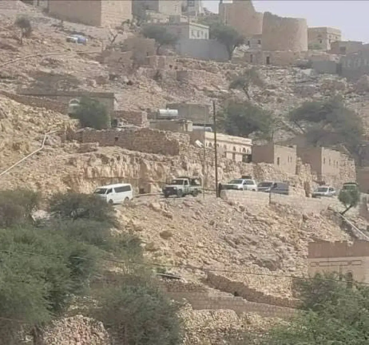 عمران.. امرأة تقتل مسؤولًا أمنيًا حوثيًا أثناء اقت...