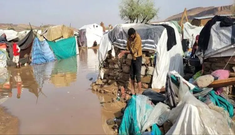 الفيضانات تضاعف معاناة النازحين.. أكثر من 39 ألف أ...