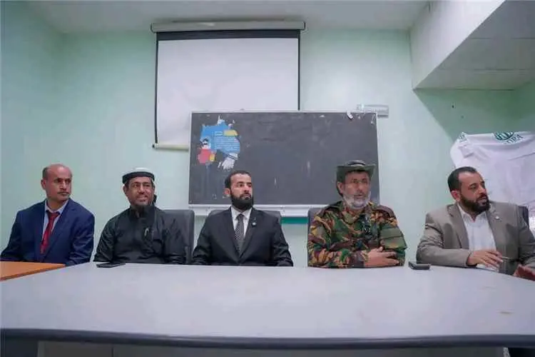 فيديو.. محافظ أبين يشكّل لجنة تحقيق في مستشفى الرا...