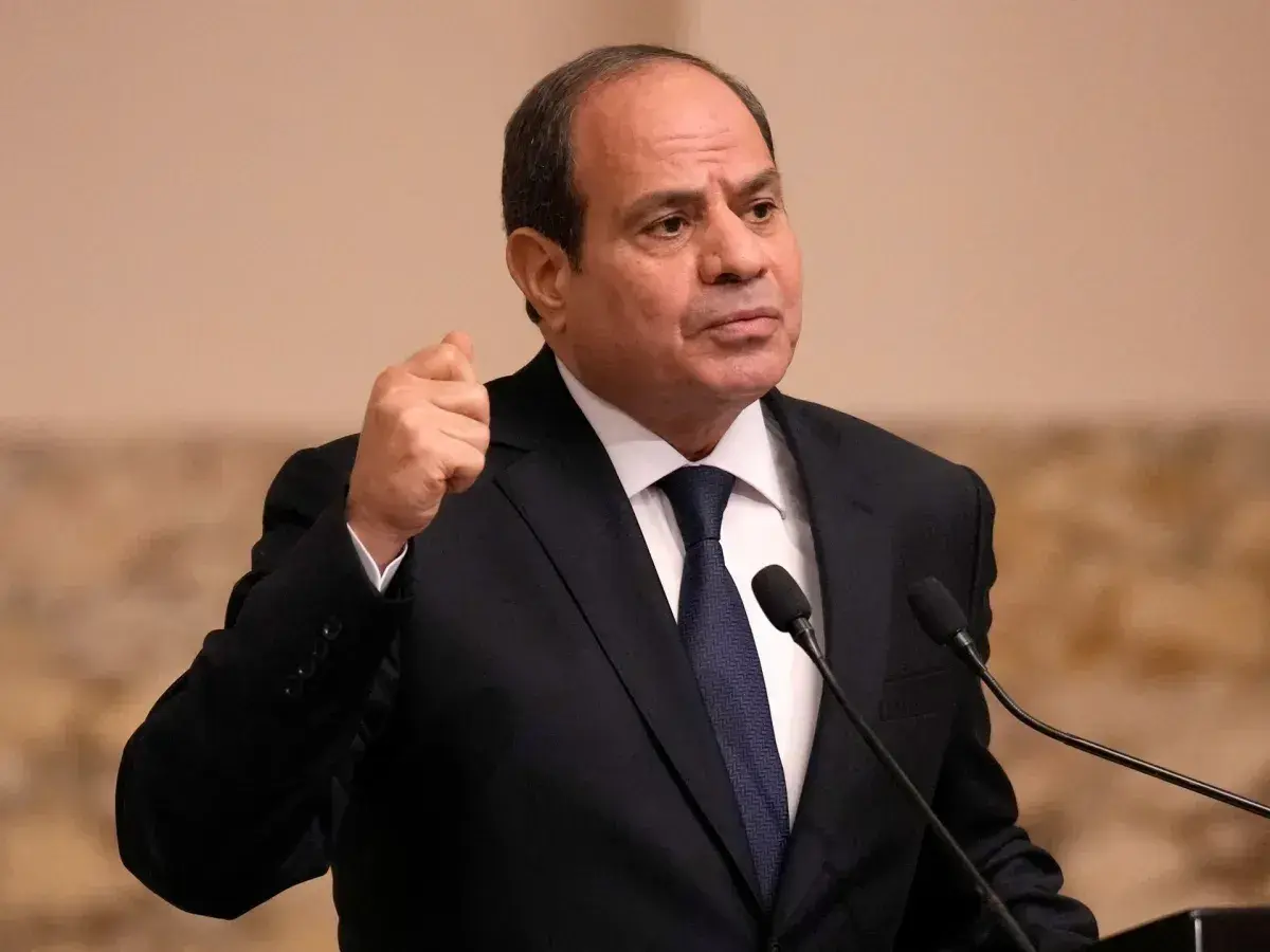 اسرار دولية | السيسي يؤكد استمرار التحقيقات في (هجوم دمياط).. وموجة إدانات عربية ودولية تتضامن مع مصر