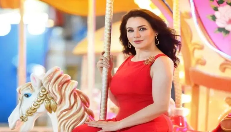 سلاف فواخرجي تفتح صندوق ذكرياتها وتستعيد أيام الطف...