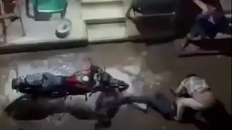 واقعة مروعة في مصر.. شاب يذبح آخر أمام المارة في ا...
