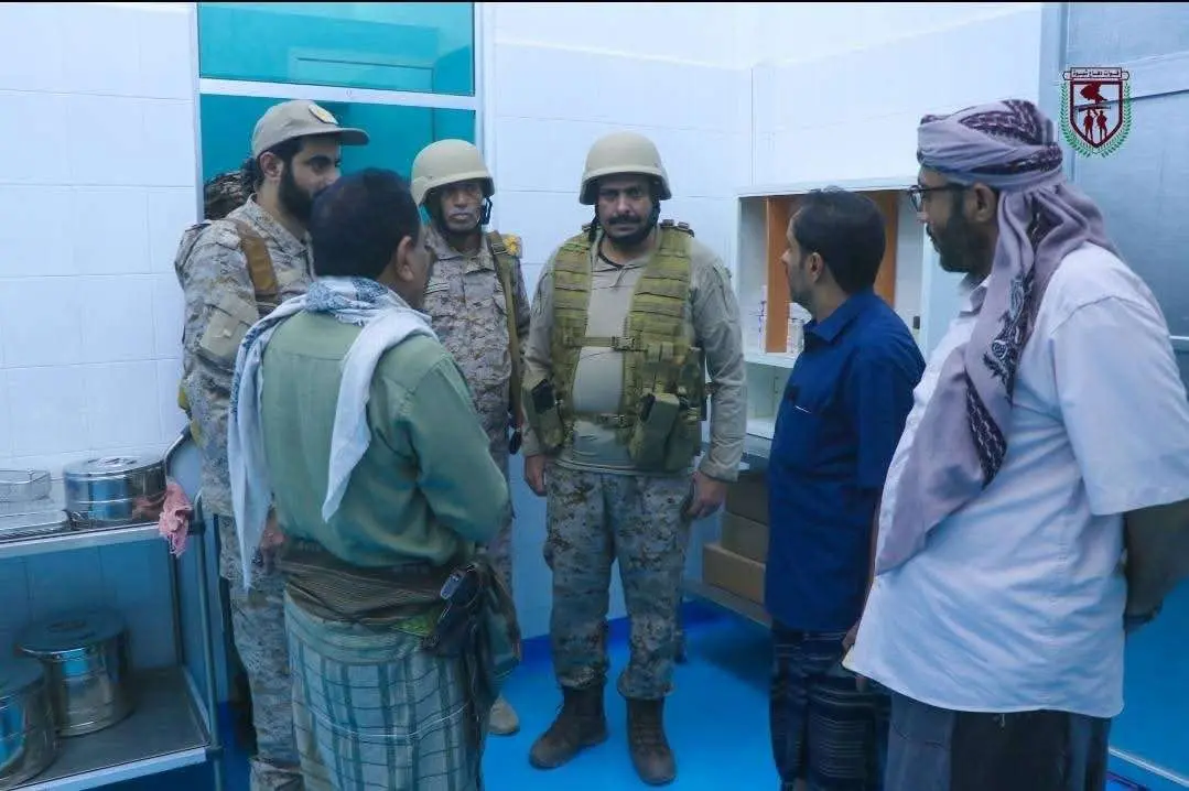 القائد العام لقوات دفاع شبوة يتفقد مستشفيات عين وح...