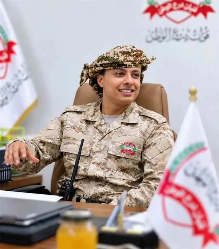مدير إعلام درع الوطن: مشروع الحوثي إلى زوال.. وباب...