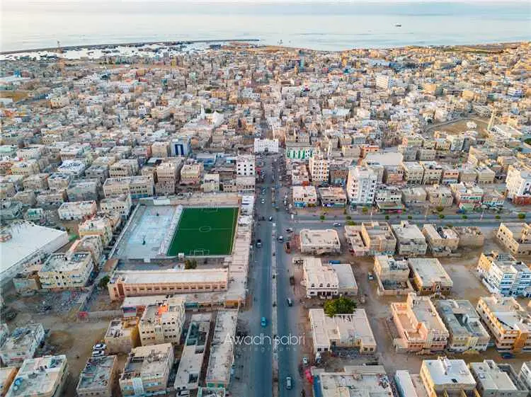 قتلى وجرحى في اشتباكات قبلية بمدينة الشحر شرق حضرم...
